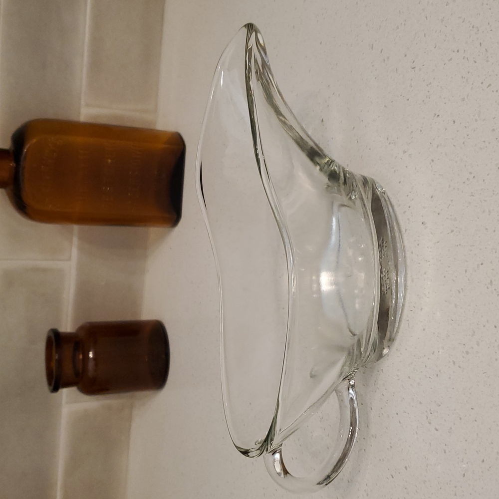 Anchor Hocking Vintage Clear Glass Gravy Boat USA